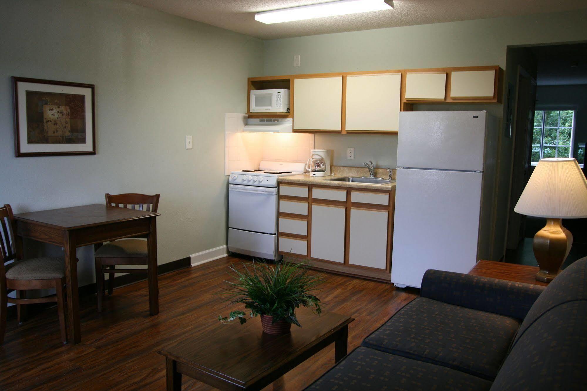 Affordable Suites Джексонвилл Экстерьер фото