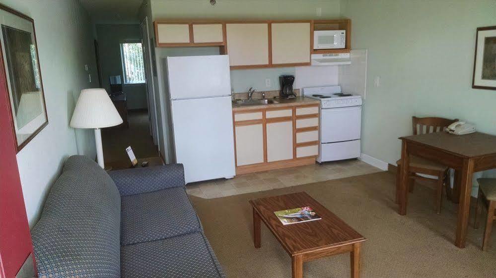Affordable Suites Джексонвилл Экстерьер фото